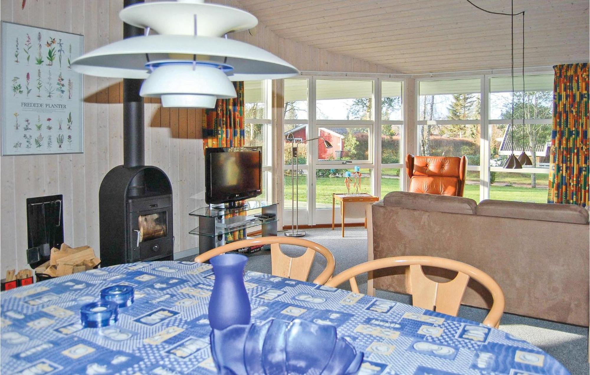 3 Bedroom Cozy Home In Fårvang エクステリア 写真